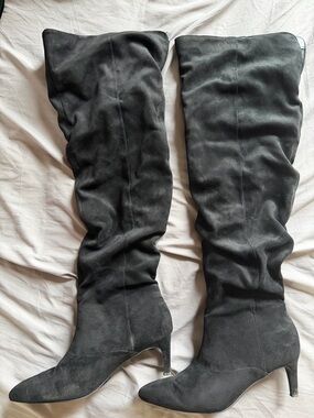 Black Suede Knee-High Heeled Boots